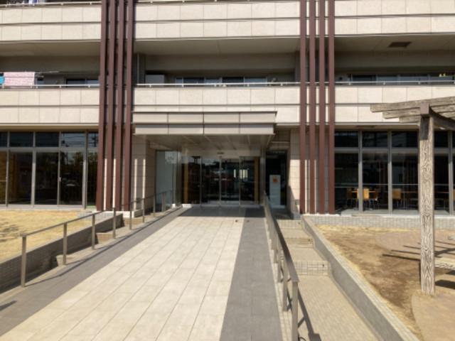 レーベンハイム戸田ソラリエ エントランス