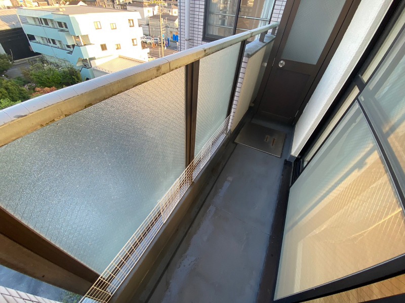 ピラミデ川口 バルコニー