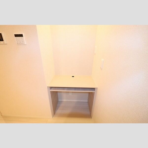 アベニール208号室 ワークスペース