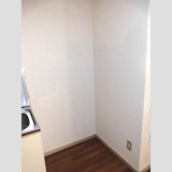 ガーデン関口205号室 冷蔵庫置場