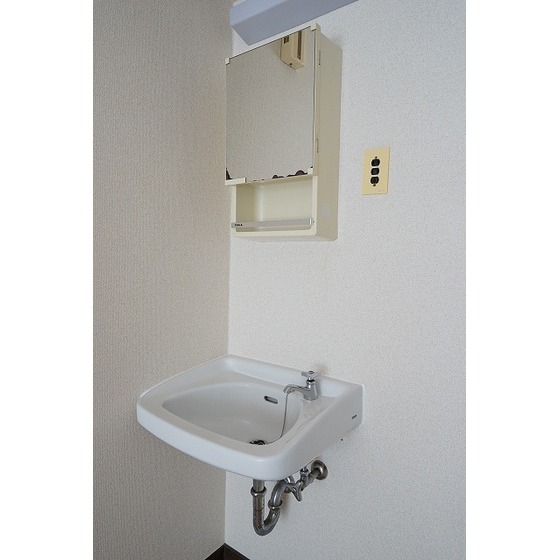 メゾンブラン田端0703号室 独立洗面台