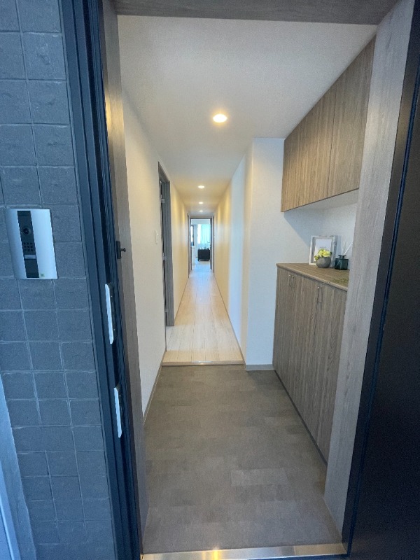 クロスゲート青葉台4階 ※写真は802号室