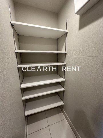 コンシェリア目黒本町 ＴＨＥ ＲＥＳＩＤＥＮＣＥ4階 収納