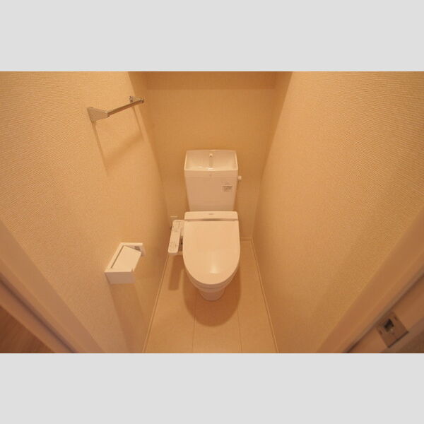 Le brheur eh(ルボヌール ウアシュ)302号室 トイレ