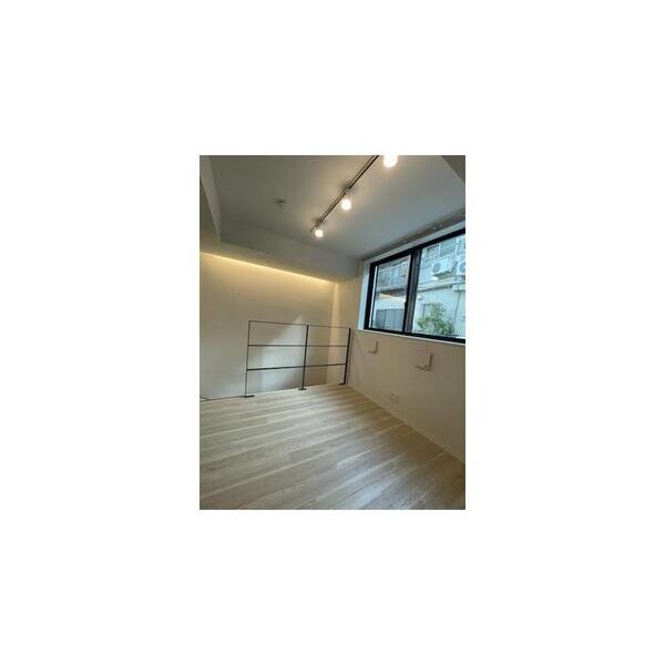 VISTA　MAGOME102号室 リビング