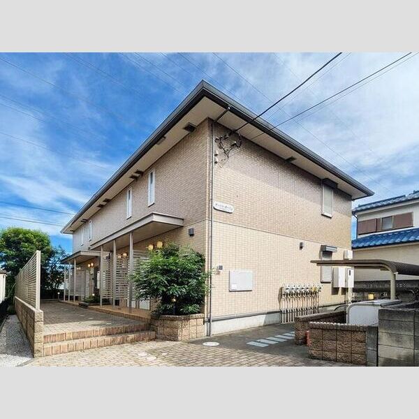 ザーパト・ポーリェ103号室 外観