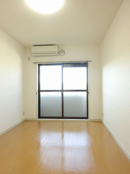 アーバンヒルズ西八王子第二 リビング