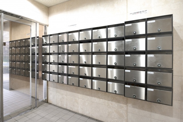 スカイコートお茶の水女子大前1102号室 メールBOX