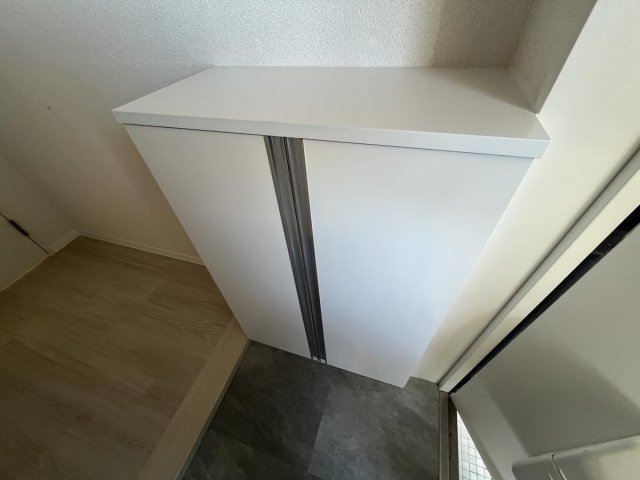 リシェル氷川台 靴入