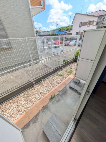 セントラル三ツ沢105号室 バルコニー
