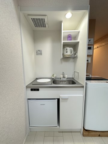 ユナイト和田町スワロフスキー103号室 キッチン