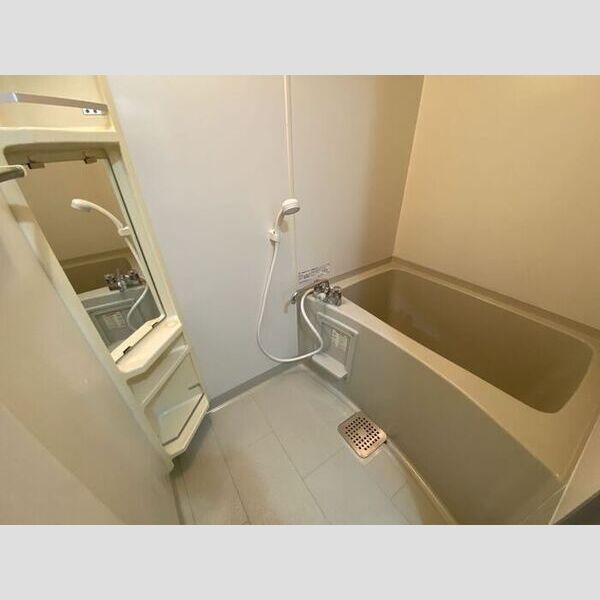 コム シェ ソワ　Ⅰ Ⅰ203号室　浴室