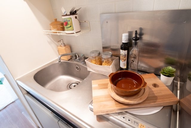 モビーレ等々力 1口IHコンロ※家具・小物はイメージです