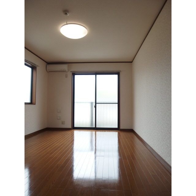 アムール Rose リビング