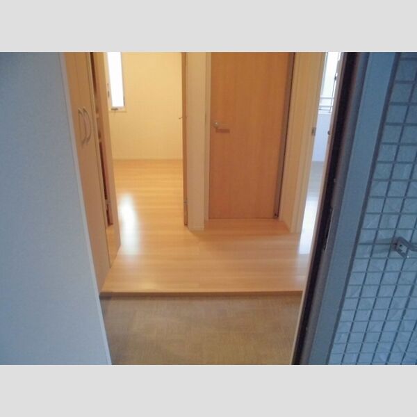 スターチア東金町 玄関