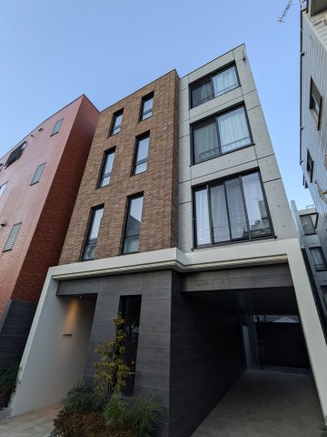 フラッフィー市谷台町0101号室 外観