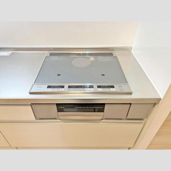 コリーヌヴェール盆栽106号室 IHコンロ