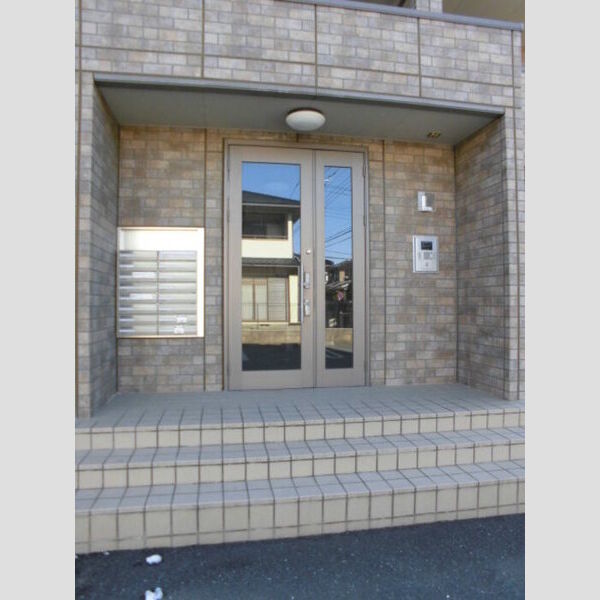 クレール106号室 オートロックです