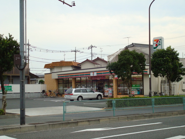 ルナ・エトワール府中 セブンイレブンまで311ｍ