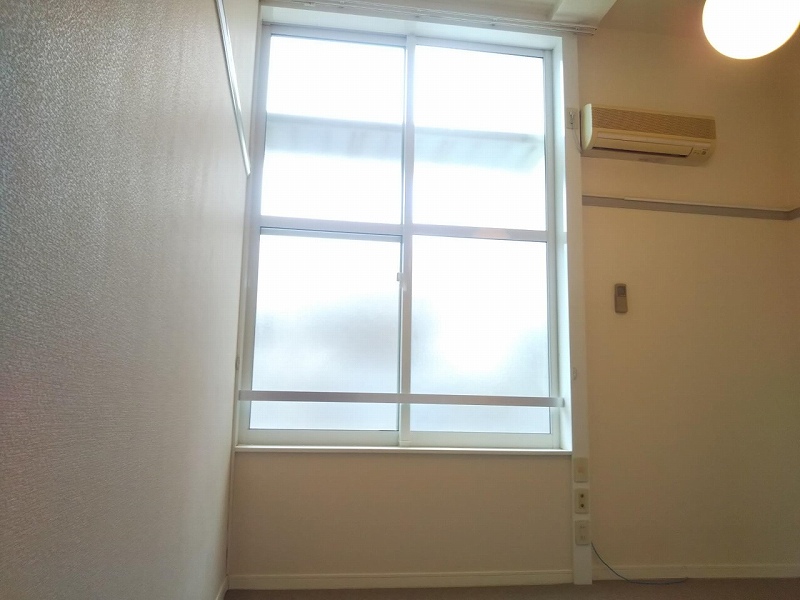 レオパレスベルポート リビング