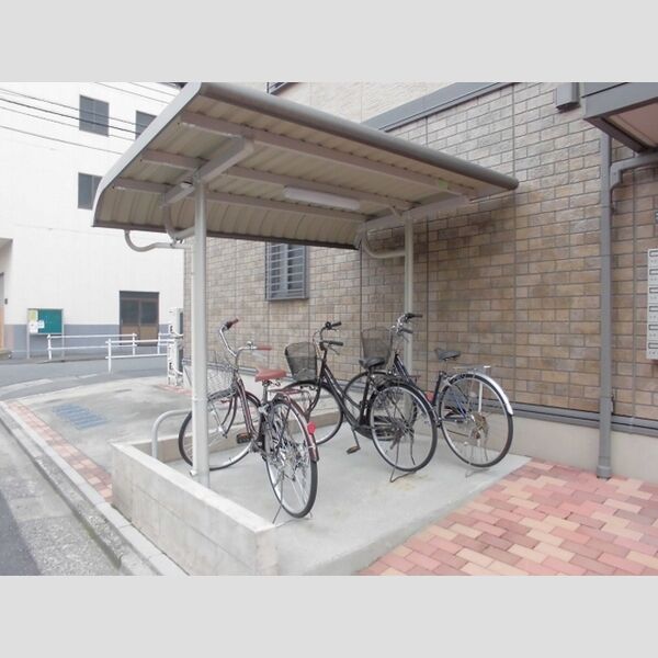 ウィルモア 駐輪場