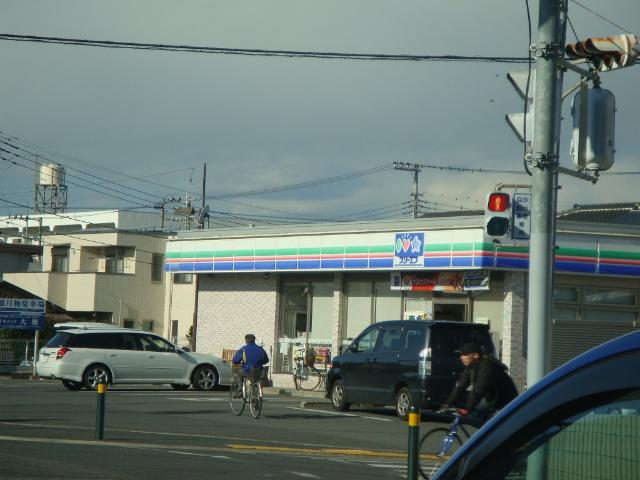 ナディア平塚Ⅱ スリーエフ平塚5丁目店まで1,107ｍ