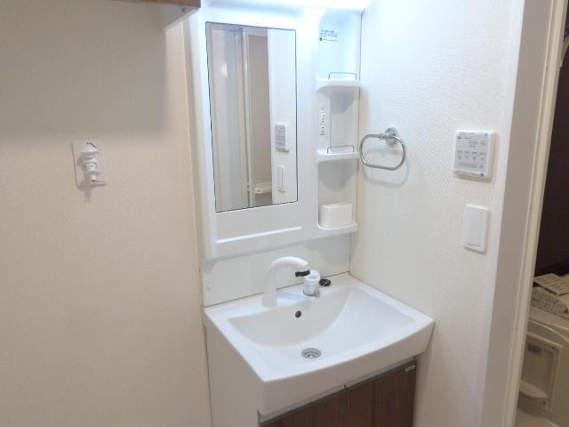 コンフィード 独立洗面台