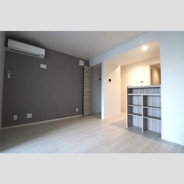 Skye residence塚越(スカイエレジデンスツカゴシ)202号室 リビング