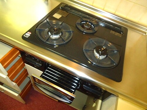 ライオンズマンション西蒲田 ガスコンロ　※2013年4月撮影