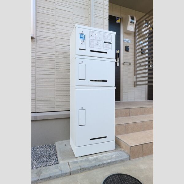 コーポ　ルピナス 宅配ボックス