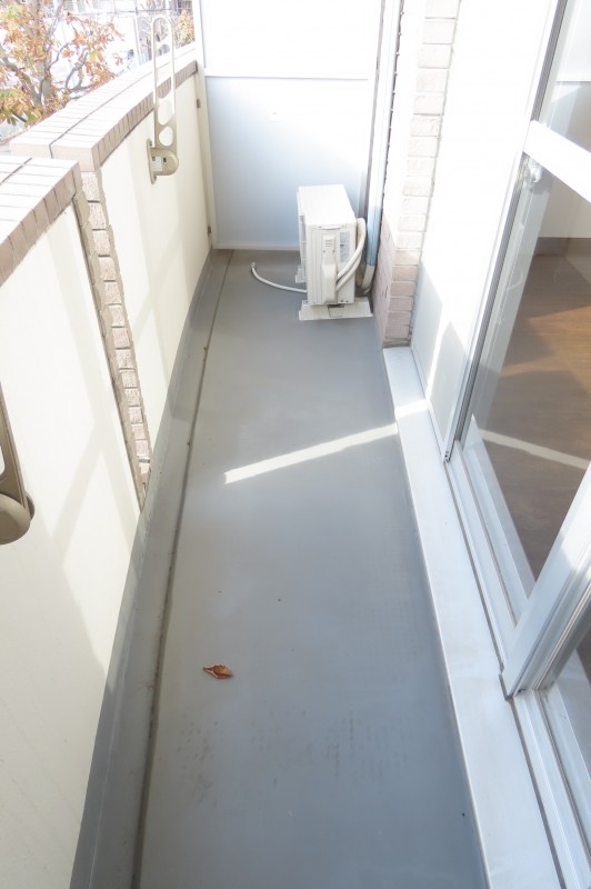 Ｔ’ｓ　ｇａｒｄｅｎ稲城2階 バルコニー