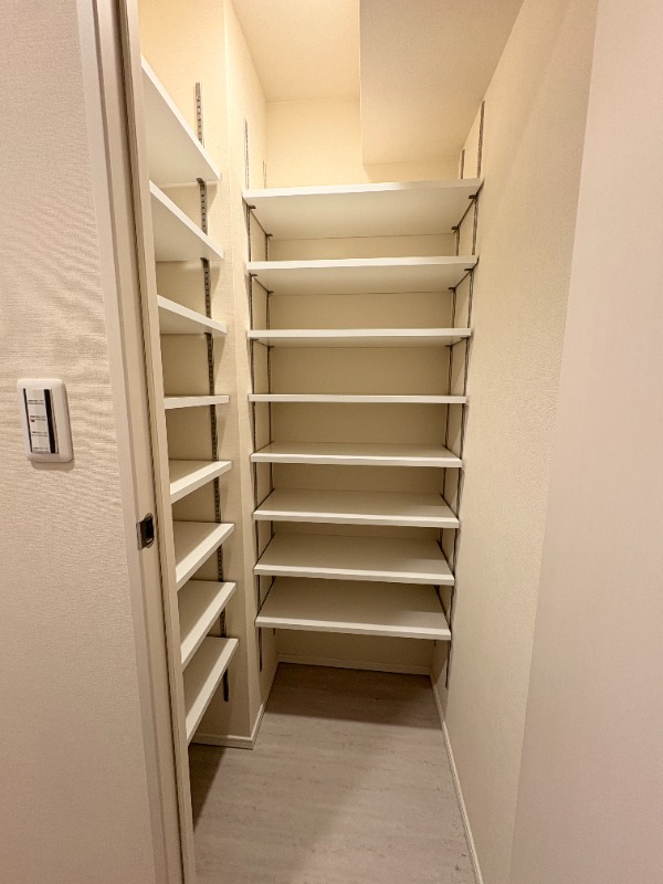 アーバン　トレジャー　ケヤキ3階 収納