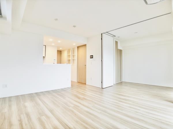 Ｂｒｉｌｌｉａ三河島ＳｔａｔｉｏｎＦｒｏｎｔ9階 リビング