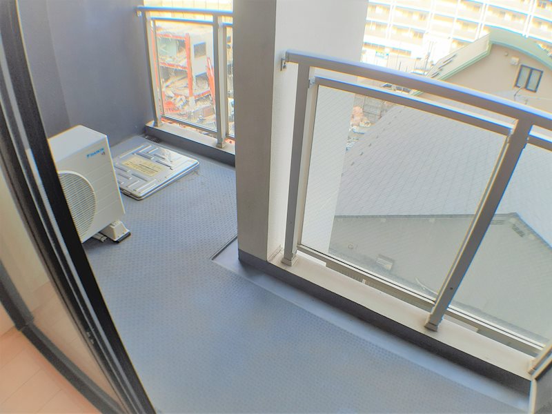 レジディア市谷薬王寺5階 バルコニー