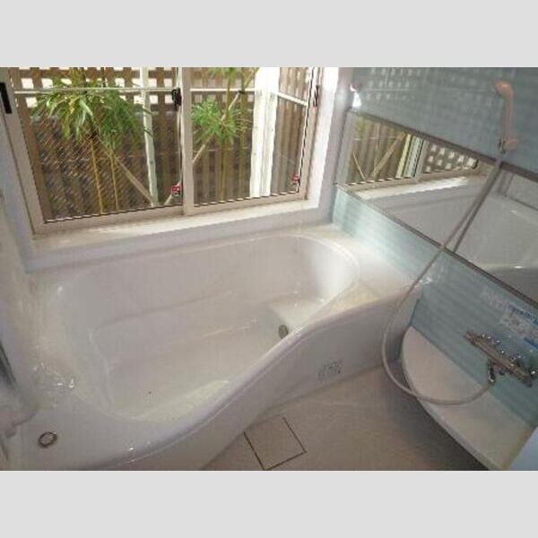 EDDI’S　PLACE ユニットバス