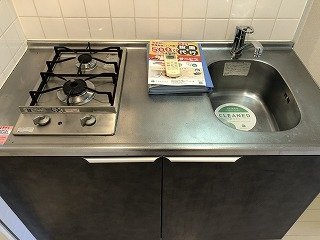 プレール・ドゥーク本所吾妻橋 システムキッチン（2口ガスコンロ）