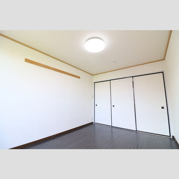 グランディオス久喜205号室 洋室