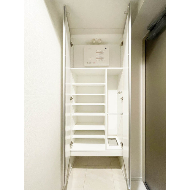 ACP Residence 錦糸町0204号室 靴箱