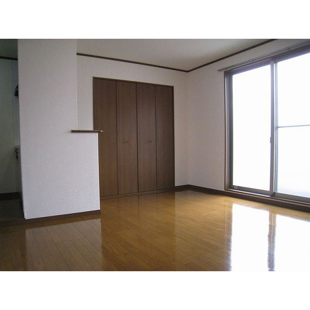 アンプルール フェール YAHAGI 内観