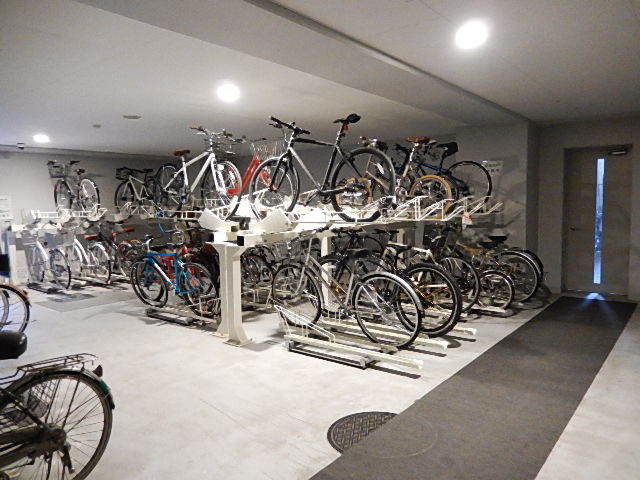 グランド・ガーラ銀座2階 駐輪場