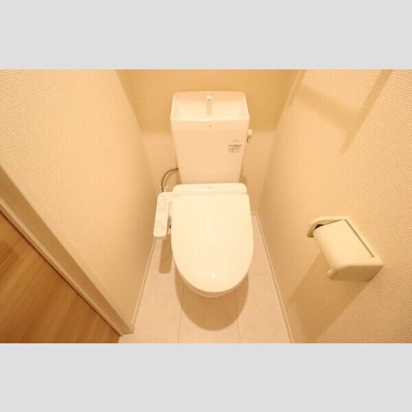 ピースウッド　Ⅰ106号室 温水洗浄暖房便座