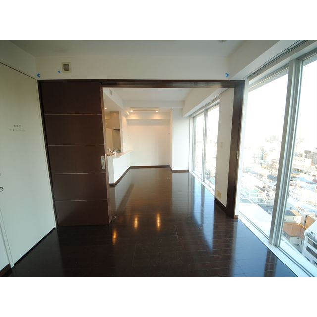 レキシントンスクエア白金高輪1302号室 内観