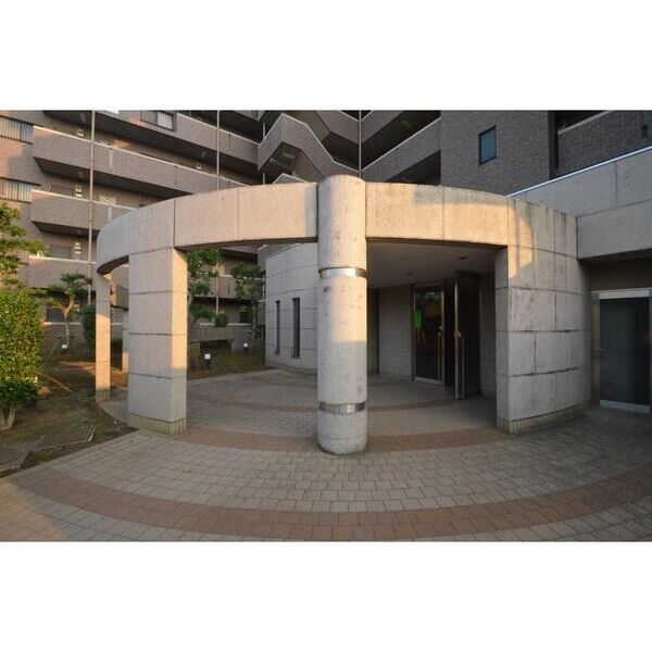 エクセルハイム城山208号室 エントランス