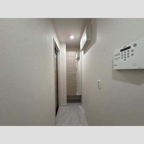 セレスティア六町Ⅱ205号室 玄関