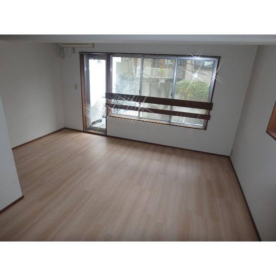 ガーデンヒルズ リビング