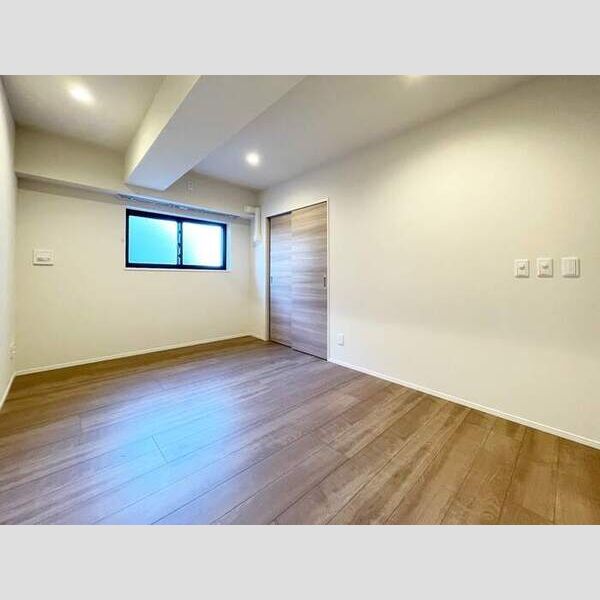 SKグランツ402号室 洋室6.74帖