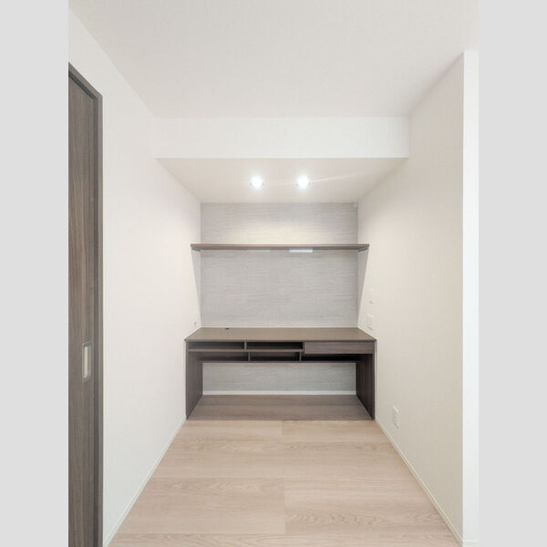 アニヴェルセル 洋室・ワークデスク