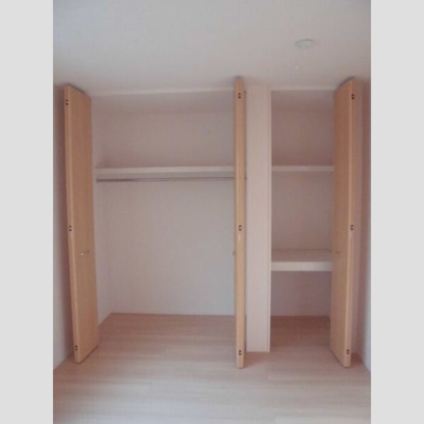 グレイス旭 収納