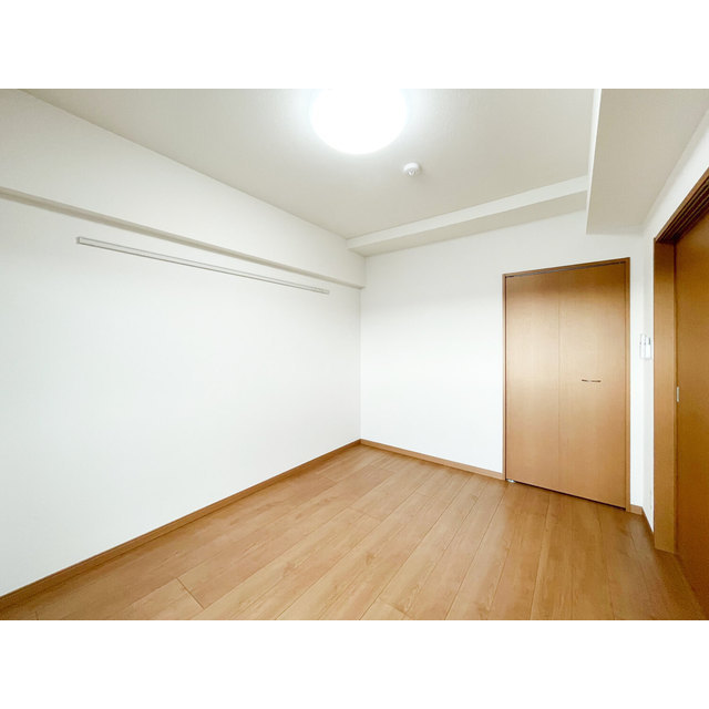 アーバハイツ六町環七北通り0506号室 リビング