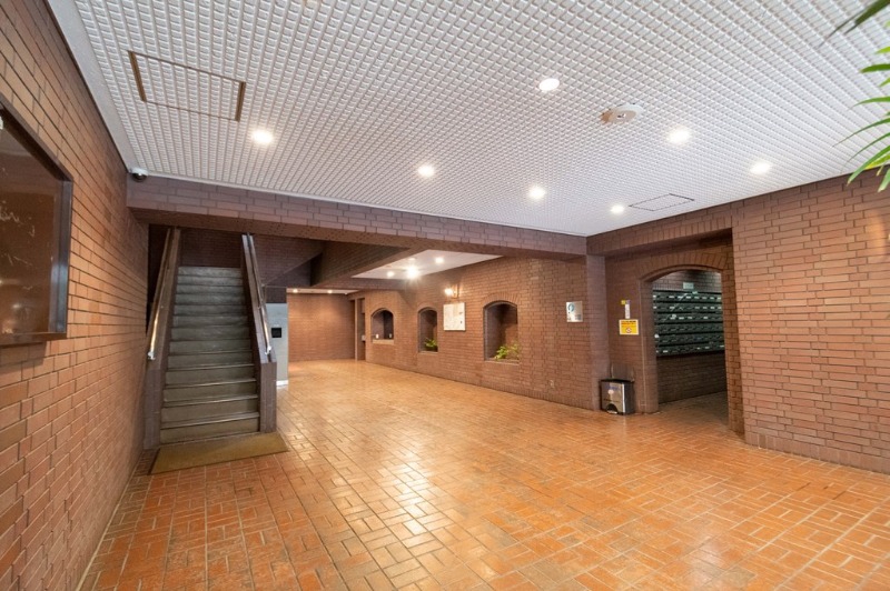 藤和横浜西口ハイタウン1104号室 エントランス